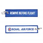 Přívěsek na klíče Fostex Remove before flight Royal Air Force - modrý-bílý