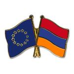 Odznak (pins) 22mm vlajka EÚ + Arménsko - farebný