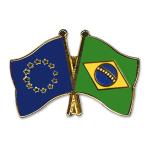 Odznak (pins) 22mm vlajka EÚ + Brazília - farebný