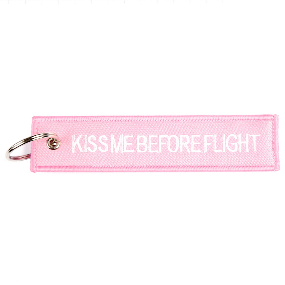Přívěsek na klíče Fostex Kiss me before flight - růžový