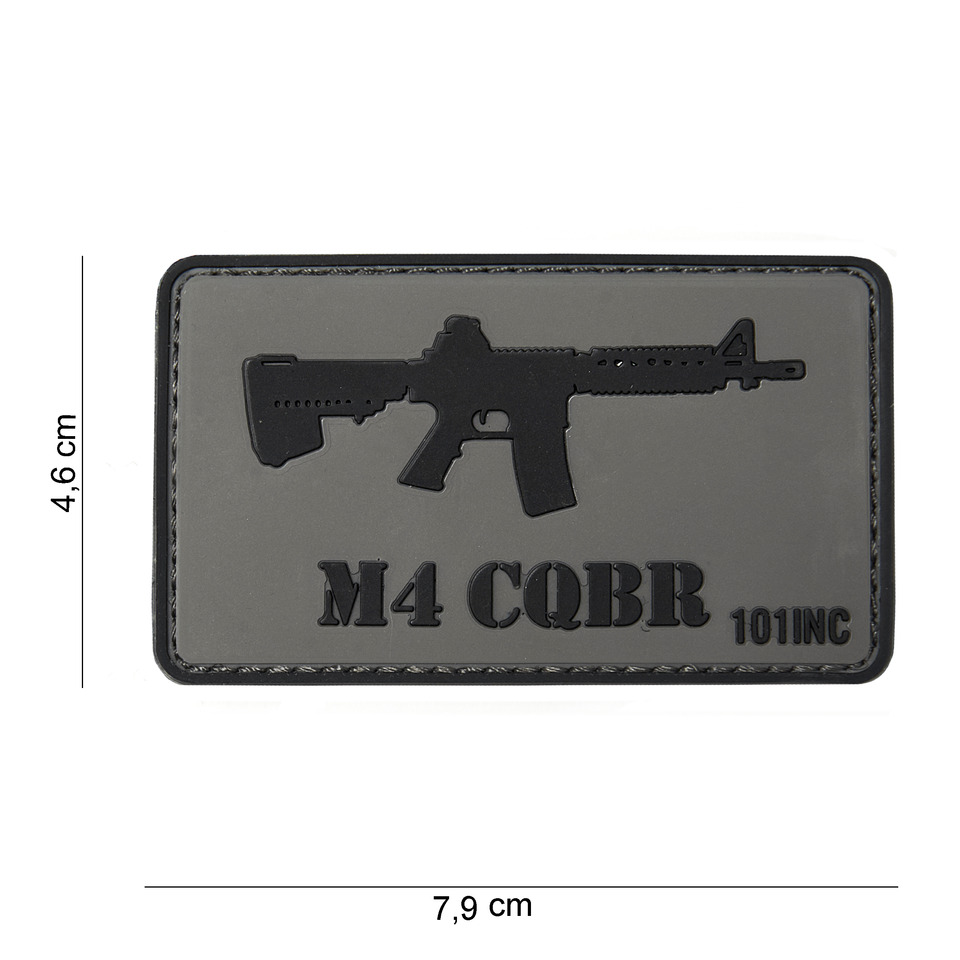 Gumová nášivka 101 Inc zbraň M4 CQBR - šedá