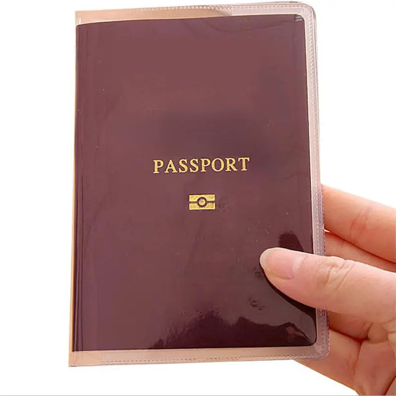 Voděodolný obal na pas - průhledný