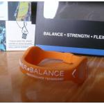 Balančný náramok s hologramom Power Balance - oranžový-biely