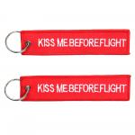 Prívesok na kľúče Fostex Kiss me before flight - červený