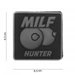 Gumová nášivka 101 Inc nápis Milf Hunter - šedá