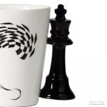 Šachový hrnek Král - bílý-černý