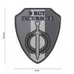 Gumová nášivka 101 Inc znak 9 RGT. Incursori - šedá