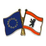Odznak (pins) 22mm vlajka EÚ + Berlín - farebný