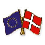 Odznak (pins) 22mm vlajka EÚ + Dánsko - farebný