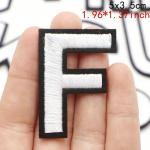 Nášivka nažehlovací písmeno F 5 cm - bílá