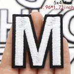Nášivka nažehlovací písmeno M 5 cm - bílá