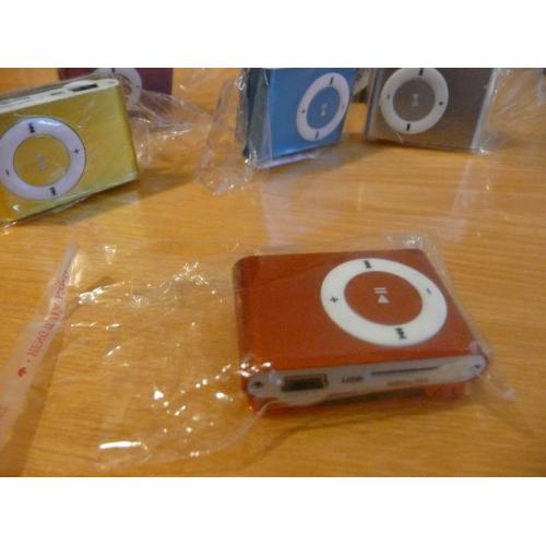Mini MP3 přehrávač - oranžový
