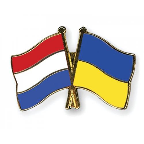 Odznak (pins) 22mm vlajka Nizozemsko + Ukrajina