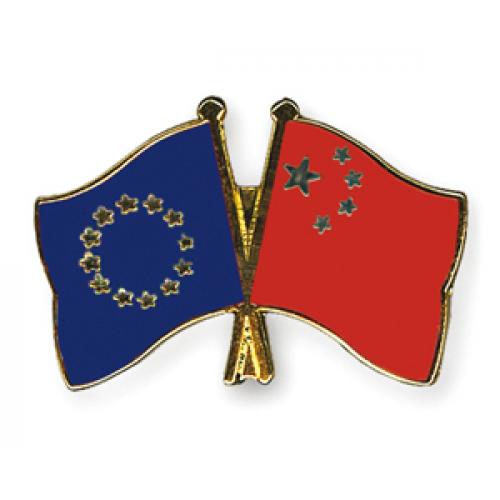 Odznak (pins) 22mm vlajka EÚ + Čína