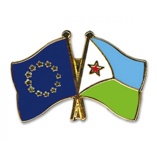 Odznak (pins) 22mm vlajka EÚ + Džibutsko