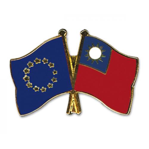Odznak (pins) 22mm vlajka EU + Tchaj-wan