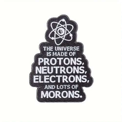 Odznak (pins) Protons, Neutrons, Electons 3,5 x 2,5 cm - černý