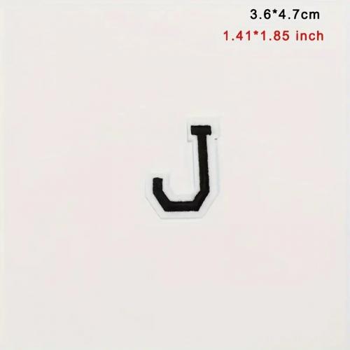 Nášivka nažehľovacie písmeno J 4,7 cm - čierna-biela