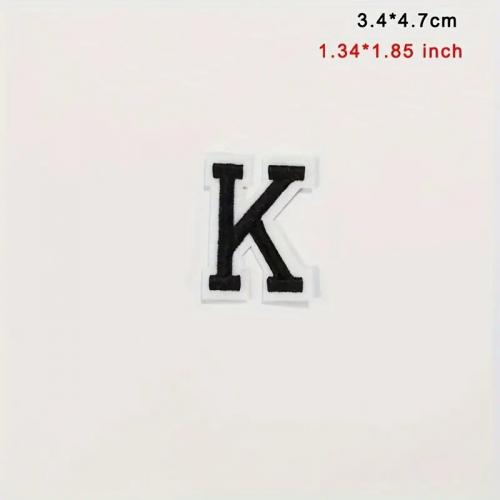 Nášivka nažehľovacie písmeno K 4,7 cm - čierna-biela