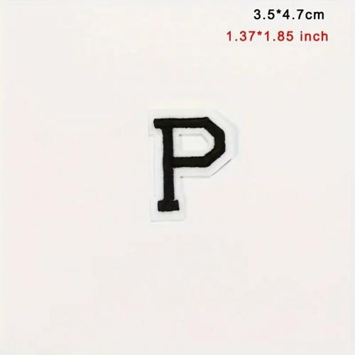 Nášivka nažehlovací písmeno P 4,7 cm - černá-bílá