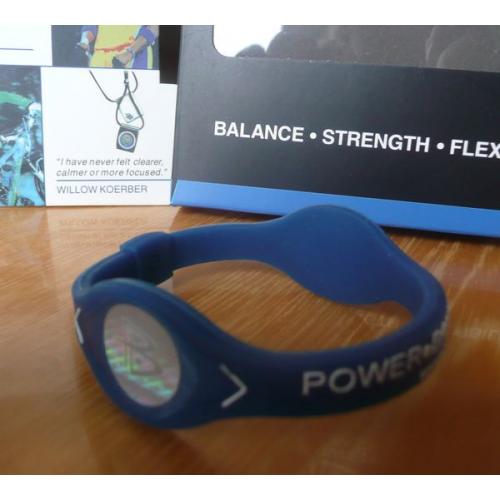 Balančný náramok s hologramom Power Balance - tmavo modrý-biely